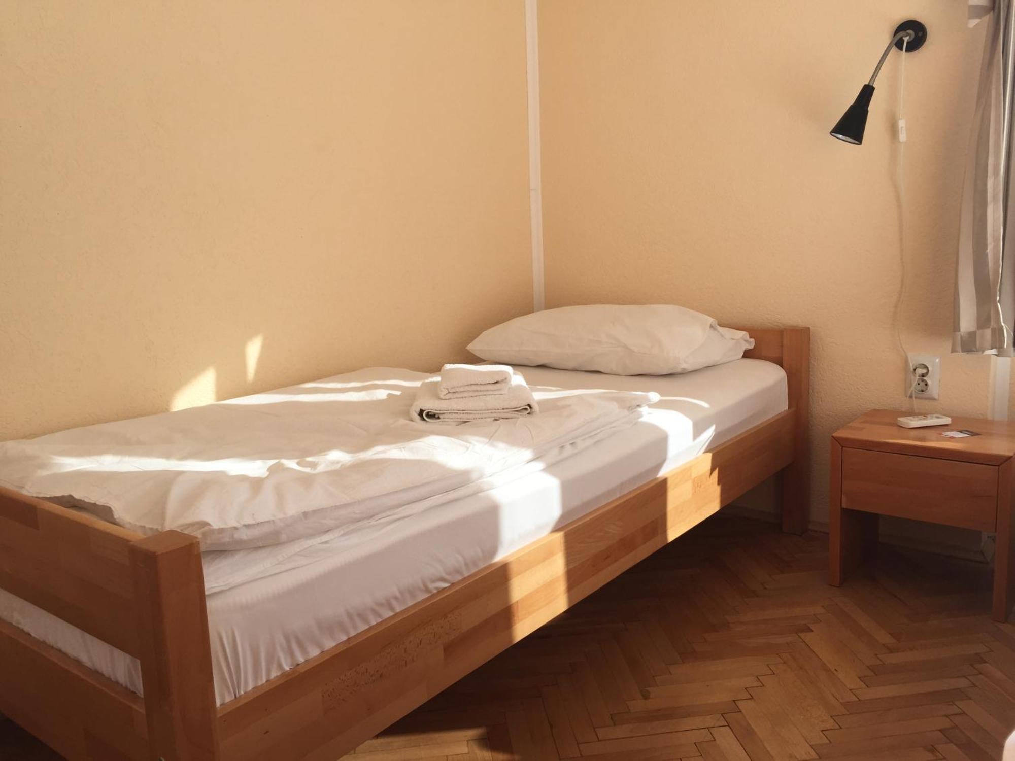 Pigeon Square Rooms Сараево Стая снимка