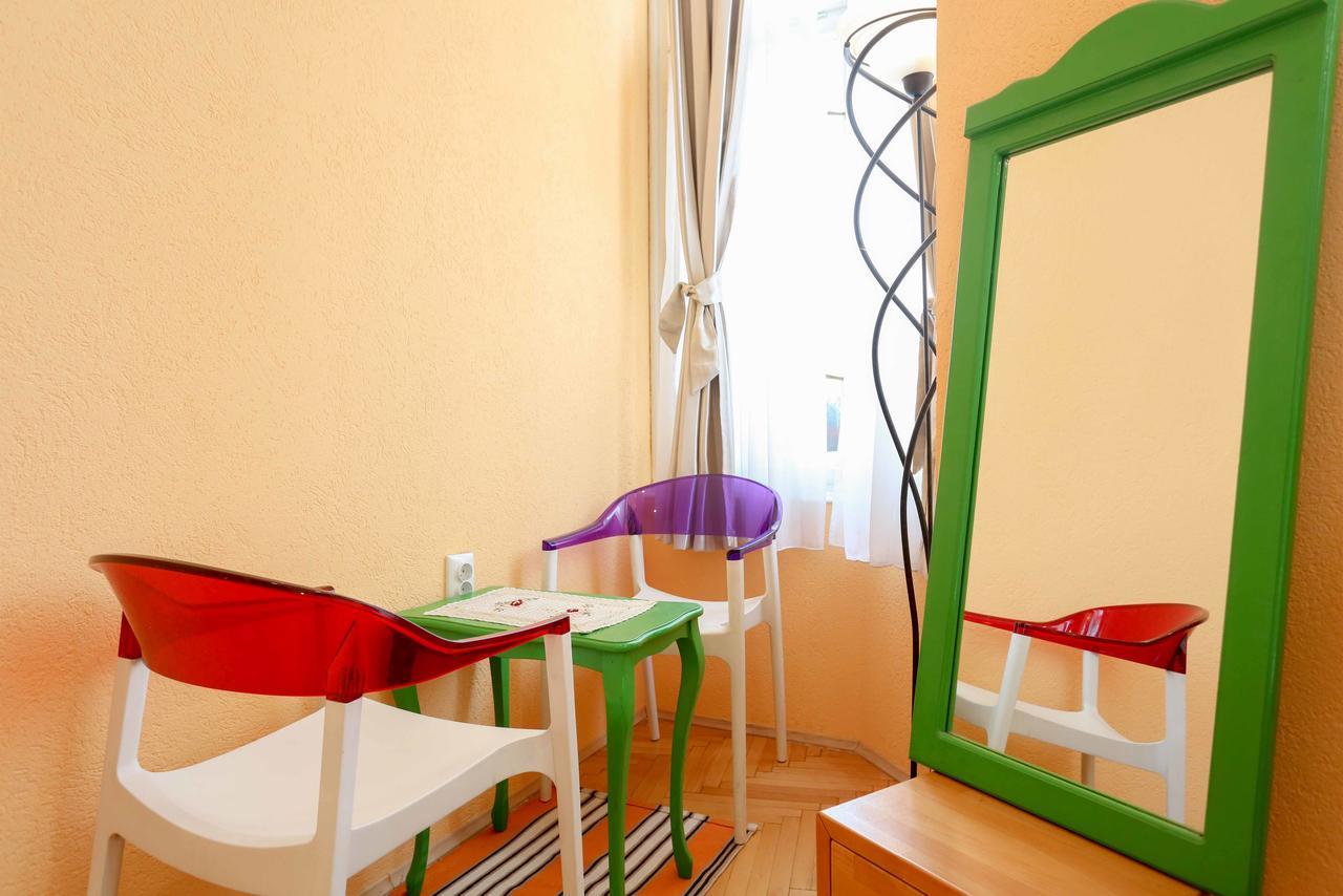 Pigeon Square Rooms Сараево Екстериор снимка
