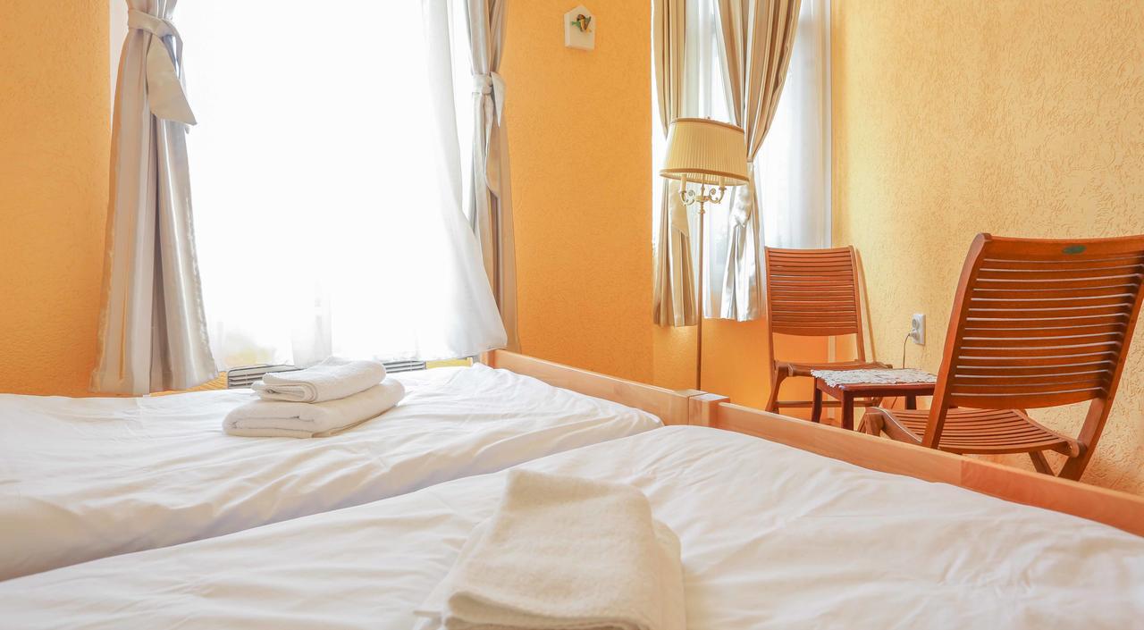Pigeon Square Rooms Сараево Екстериор снимка